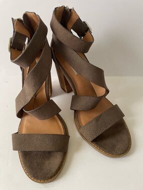 Women’s Stylish Steve Madden Elita Block Chunky Heels Sandals Size 7.5